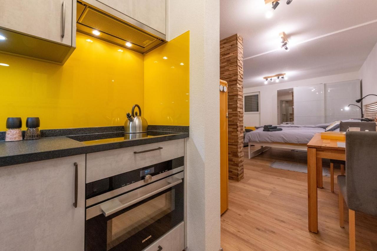 Ambassador Yellow Home Grächen Kültér fotó